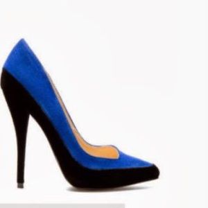 SHOE DAZZLE black and blue faux suede pumps